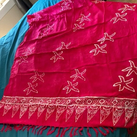 WRAP pink starfish Scarf - Picture 2 of 7